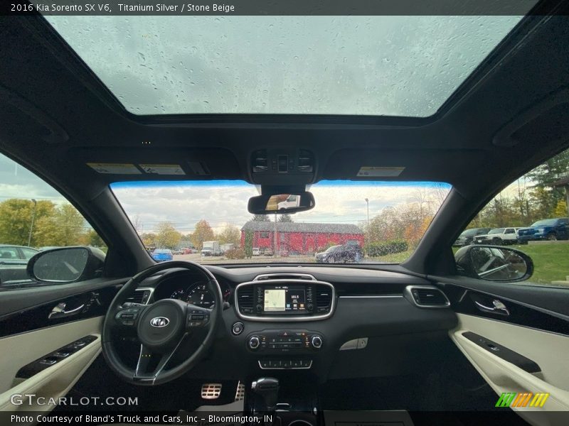 Titanium Silver / Stone Beige 2016 Kia Sorento SX V6
