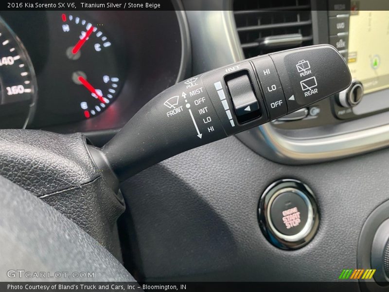 Titanium Silver / Stone Beige 2016 Kia Sorento SX V6