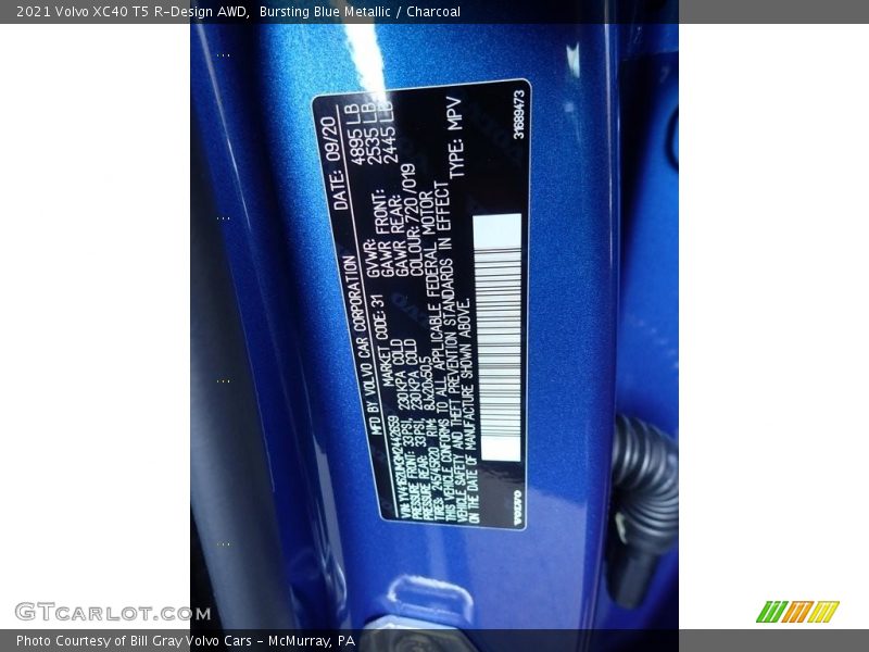 Bursting Blue Metallic / Charcoal 2021 Volvo XC40 T5 R-Design AWD