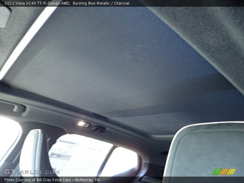 Bursting Blue Metallic / Charcoal 2021 Volvo XC40 T5 R-Design AWD