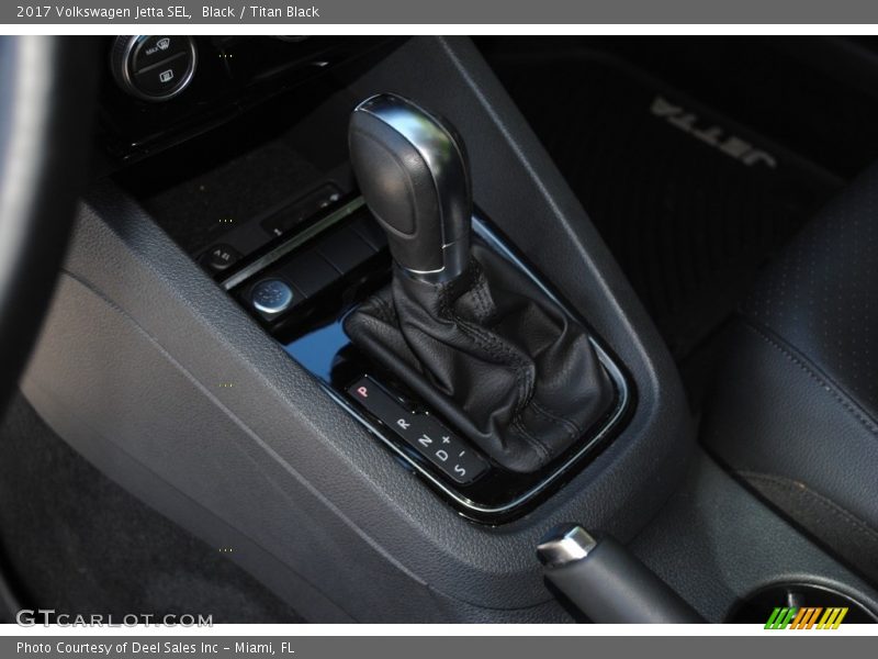 Black / Titan Black 2017 Volkswagen Jetta SEL