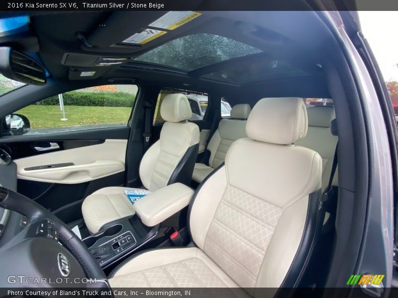 Titanium Silver / Stone Beige 2016 Kia Sorento SX V6