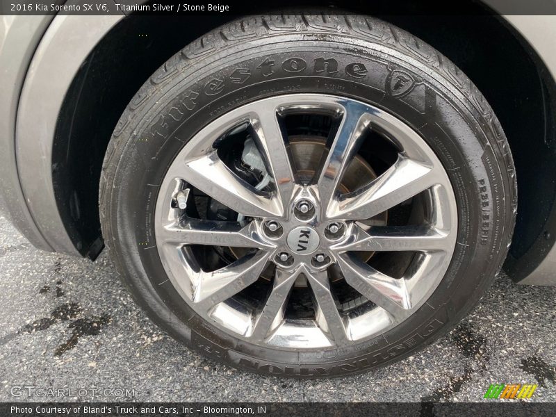 Titanium Silver / Stone Beige 2016 Kia Sorento SX V6