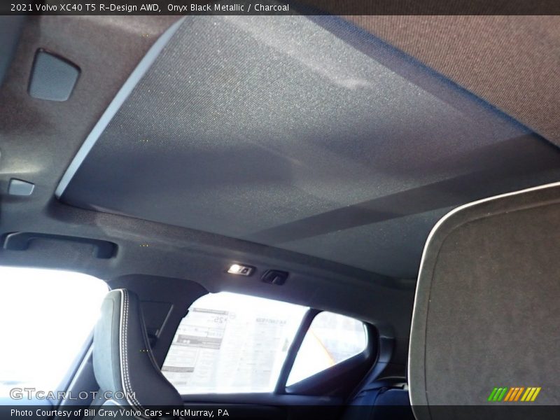 Sunroof of 2021 XC40 T5 R-Design AWD
