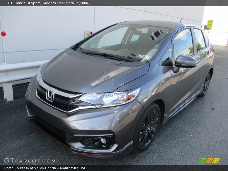 Modern Steel Metallic / Black 2018 Honda Fit Sport