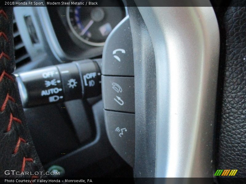 Modern Steel Metallic / Black 2018 Honda Fit Sport
