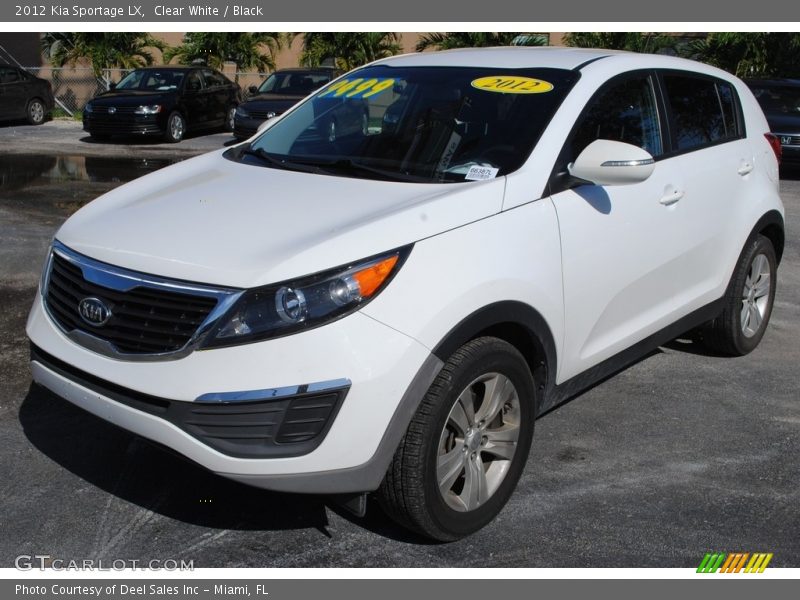 Clear White / Black 2012 Kia Sportage LX
