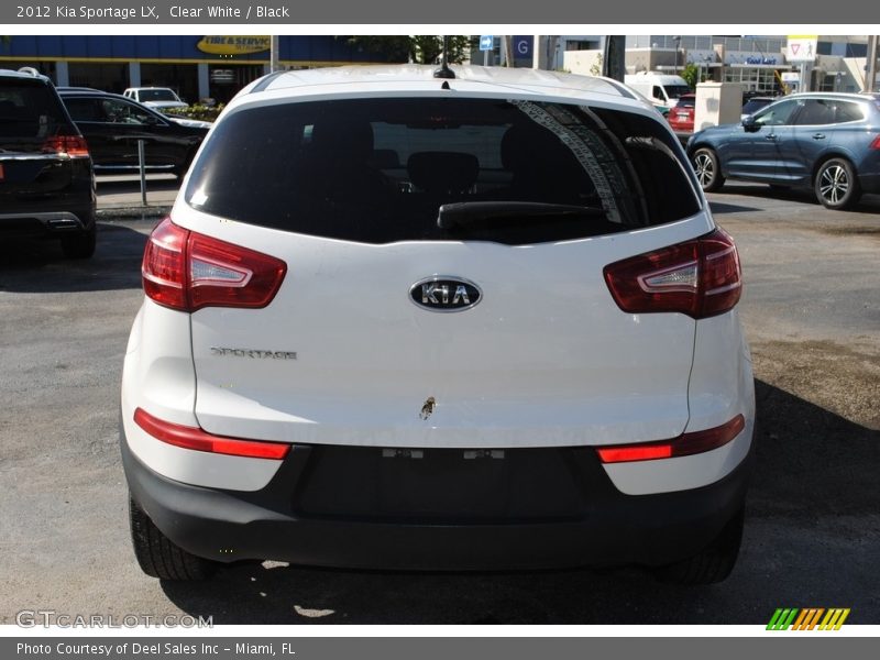 Clear White / Black 2012 Kia Sportage LX