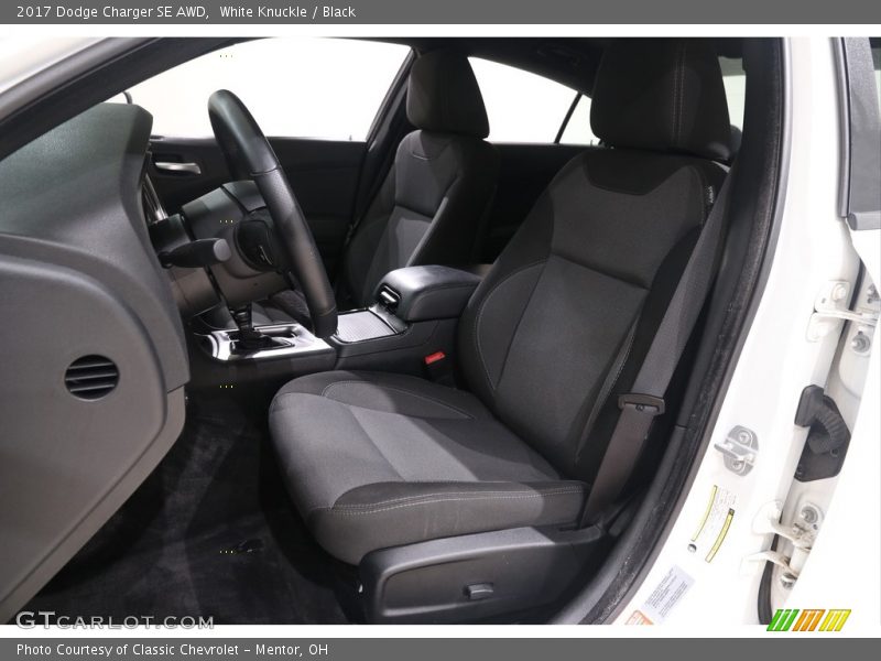 White Knuckle / Black 2017 Dodge Charger SE AWD