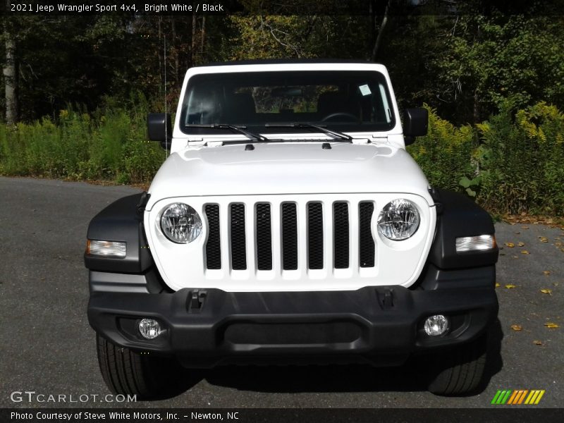 Bright White / Black 2021 Jeep Wrangler Sport 4x4