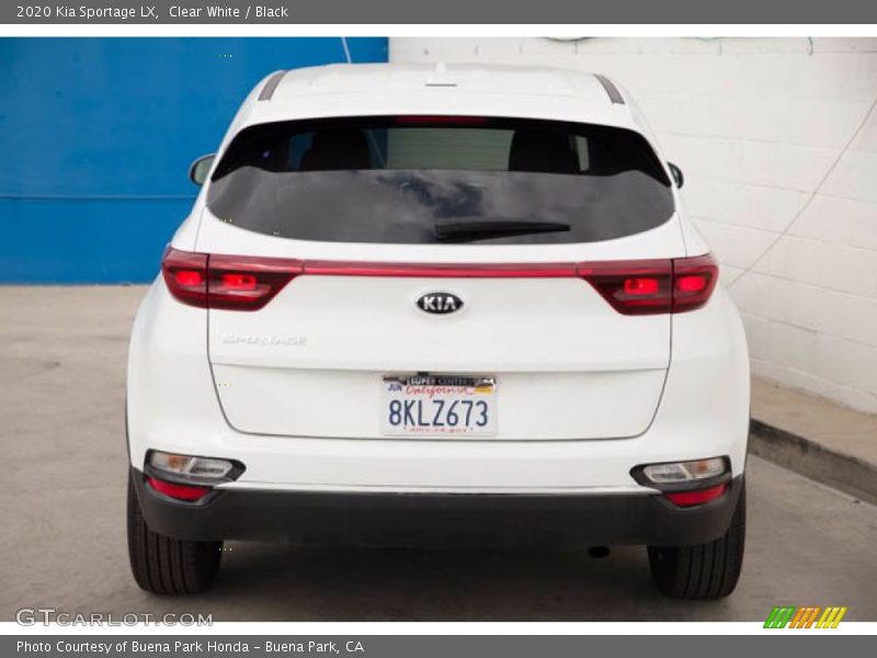 Clear White / Black 2020 Kia Sportage LX