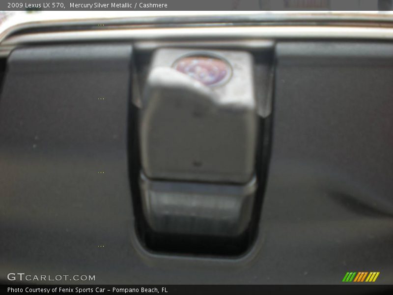 Mercury Silver Metallic / Cashmere 2009 Lexus LX 570
