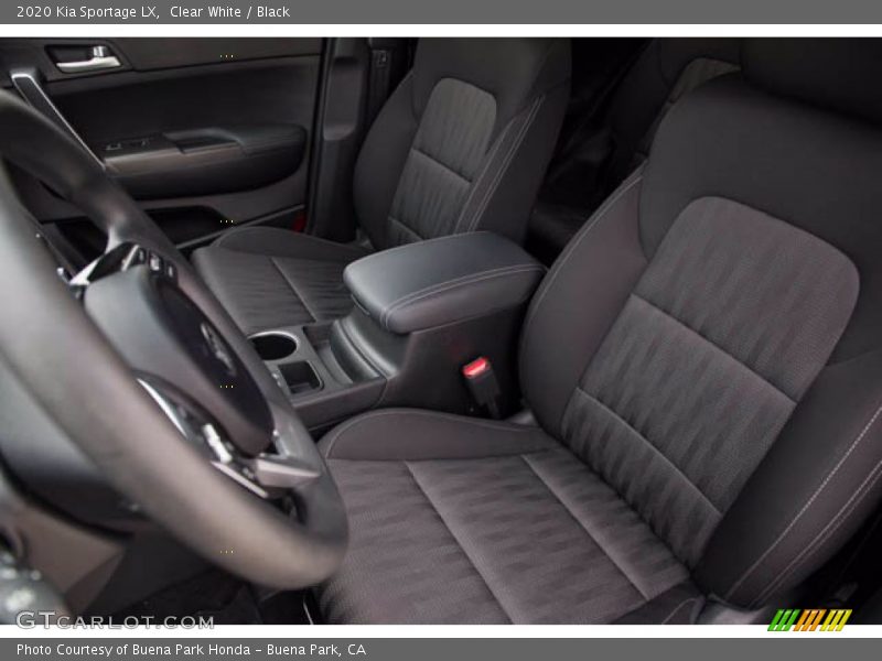 Clear White / Black 2020 Kia Sportage LX