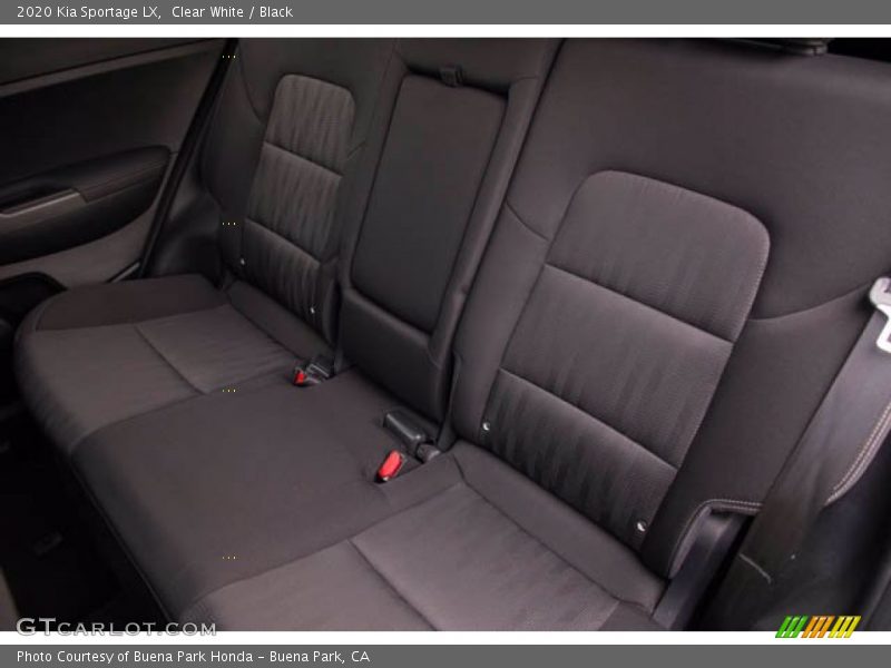 Clear White / Black 2020 Kia Sportage LX