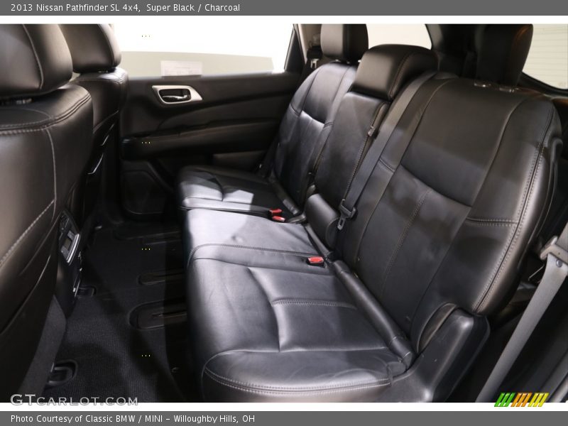 Super Black / Charcoal 2013 Nissan Pathfinder SL 4x4