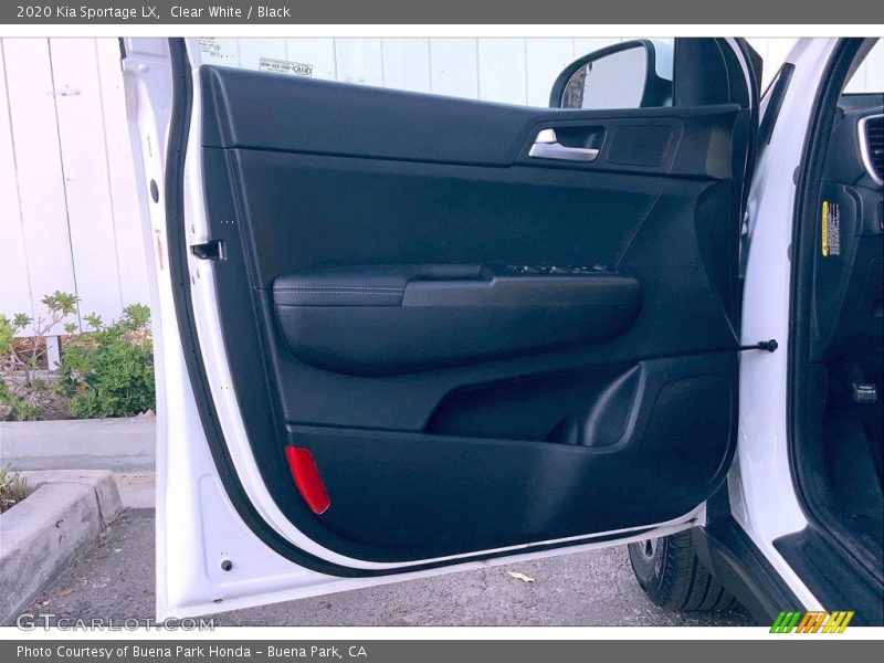 Clear White / Black 2020 Kia Sportage LX