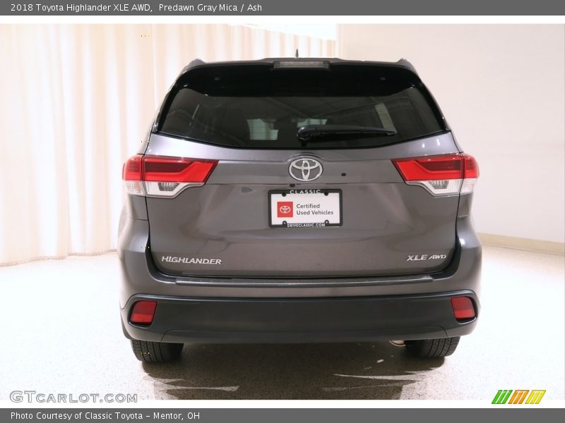 Predawn Gray Mica / Ash 2018 Toyota Highlander XLE AWD