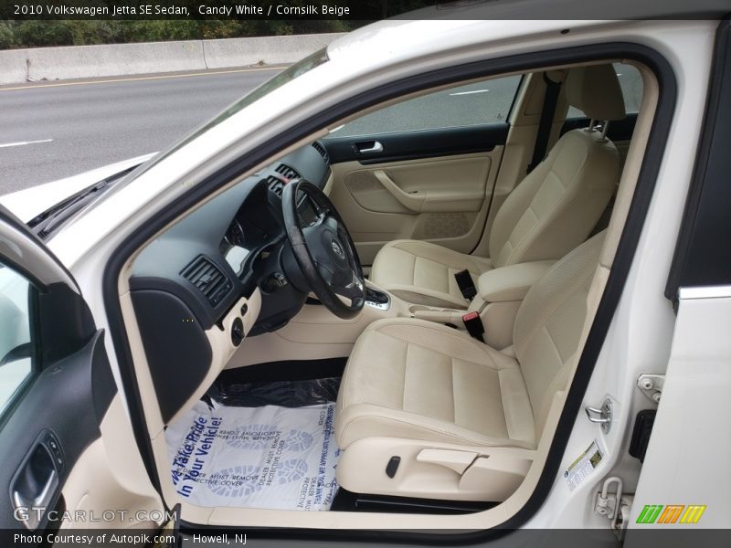 Candy White / Cornsilk Beige 2010 Volkswagen Jetta SE Sedan