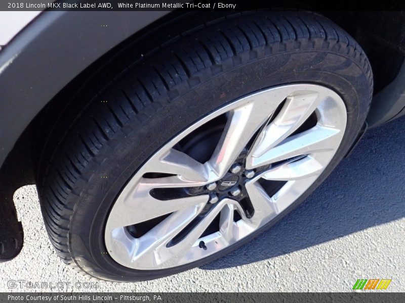 White Platinum Metallic Tri-Coat / Ebony 2018 Lincoln MKX Black Label AWD