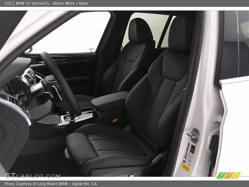 Alpine White / Black 2021 BMW X3 sDrive30i