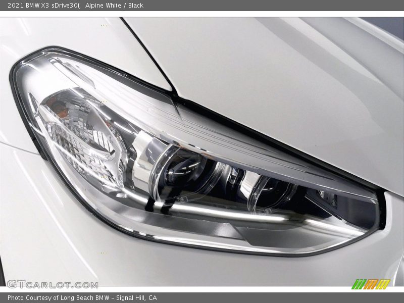 Alpine White / Black 2021 BMW X3 sDrive30i