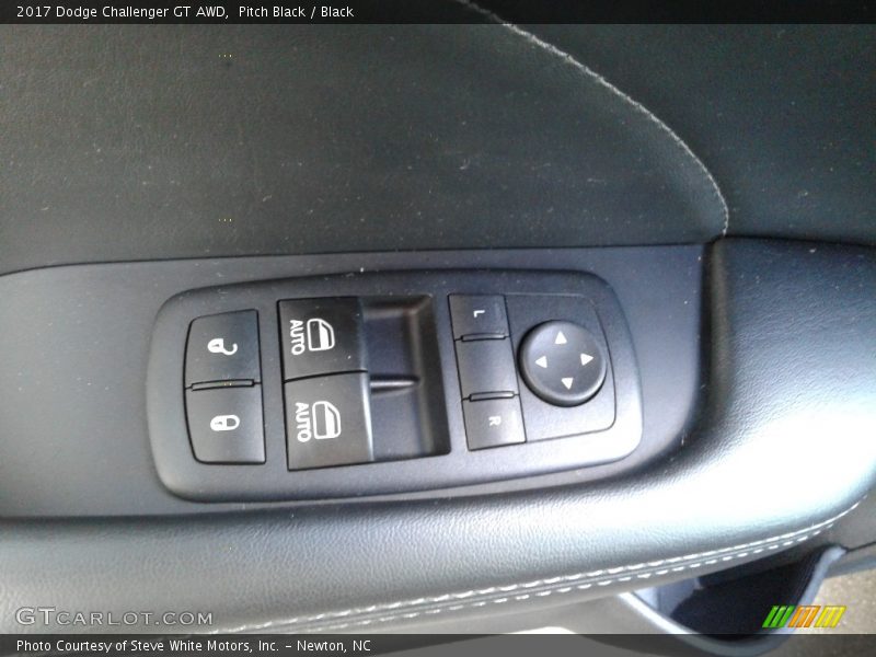 Pitch Black / Black 2017 Dodge Challenger GT AWD