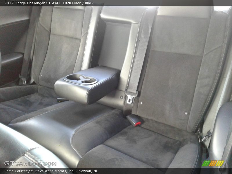 Pitch Black / Black 2017 Dodge Challenger GT AWD