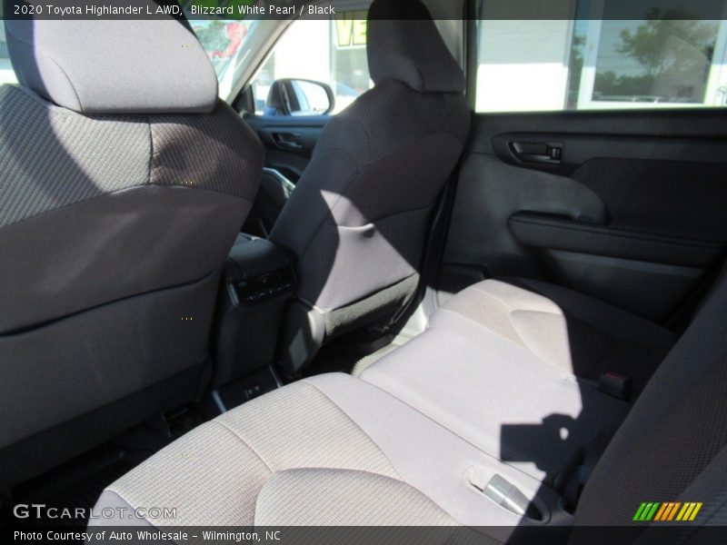 Blizzard White Pearl / Black 2020 Toyota Highlander L AWD