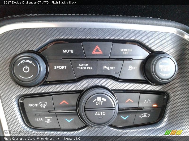 Pitch Black / Black 2017 Dodge Challenger GT AWD