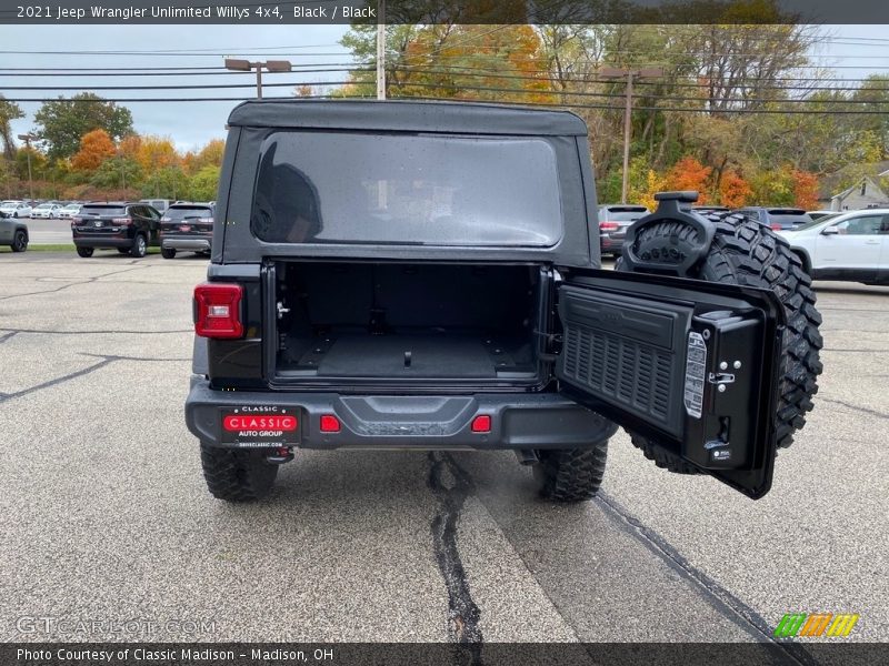 Black / Black 2021 Jeep Wrangler Unlimited Willys 4x4