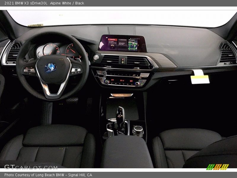 Alpine White / Black 2021 BMW X3 sDrive30i