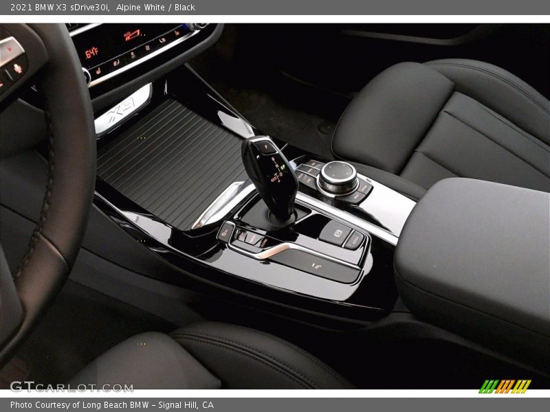Alpine White / Black 2021 BMW X3 sDrive30i