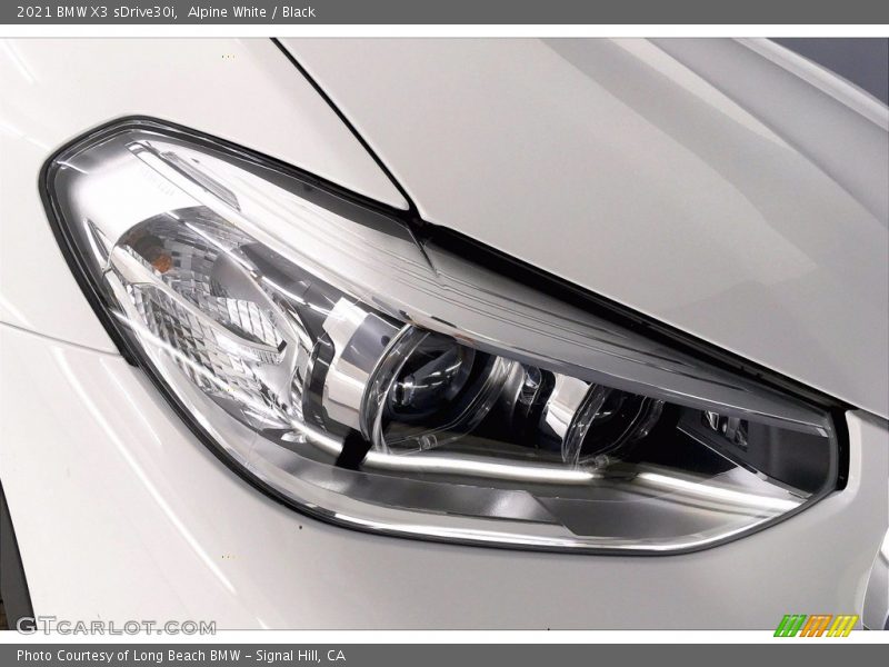 Alpine White / Black 2021 BMW X3 sDrive30i