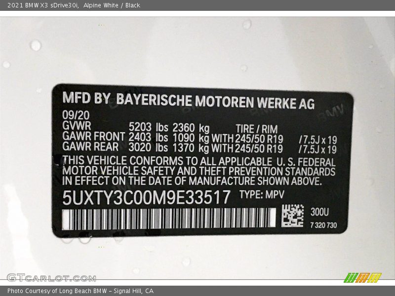 Alpine White / Black 2021 BMW X3 sDrive30i