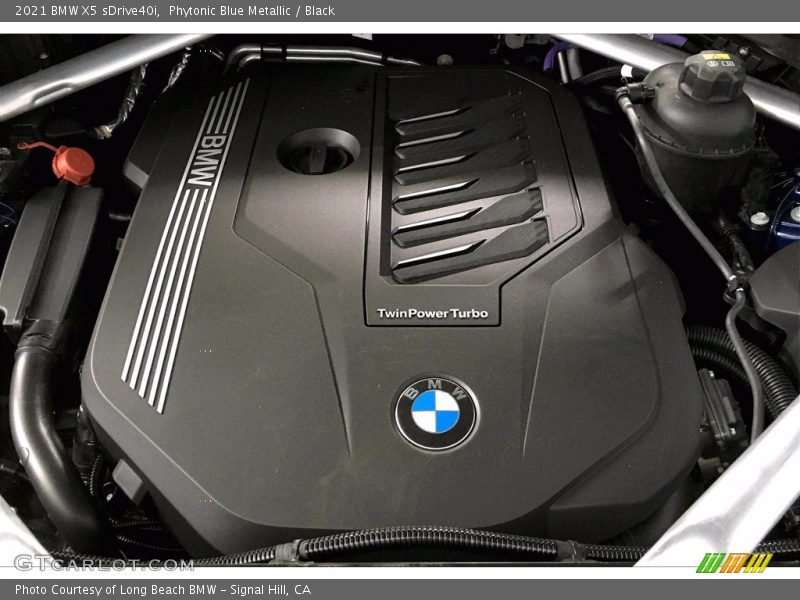 Phytonic Blue Metallic / Black 2021 BMW X5 sDrive40i