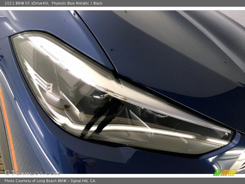Phytonic Blue Metallic / Black 2021 BMW X5 sDrive40i