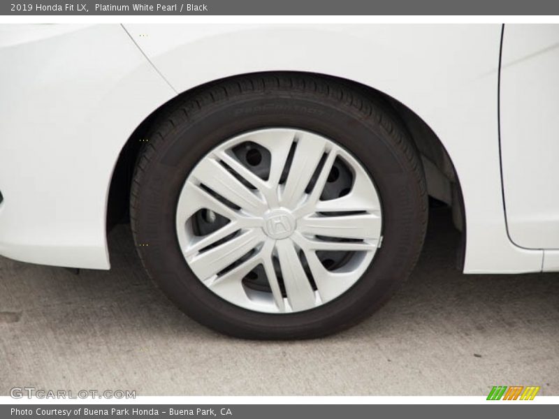 Platinum White Pearl / Black 2019 Honda Fit LX