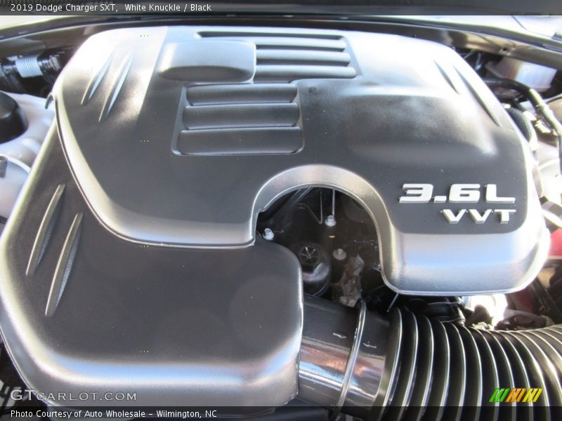 White Knuckle / Black 2019 Dodge Charger SXT