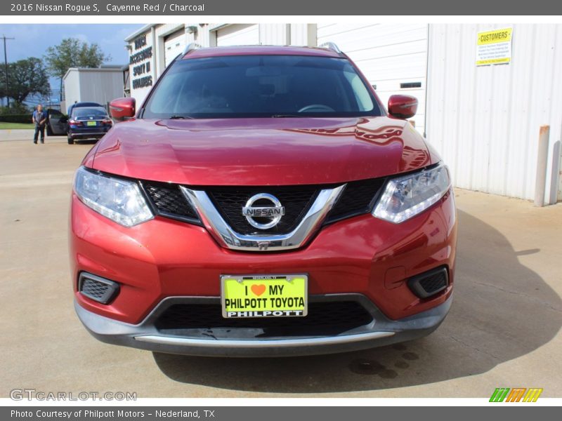 Cayenne Red / Charcoal 2016 Nissan Rogue S