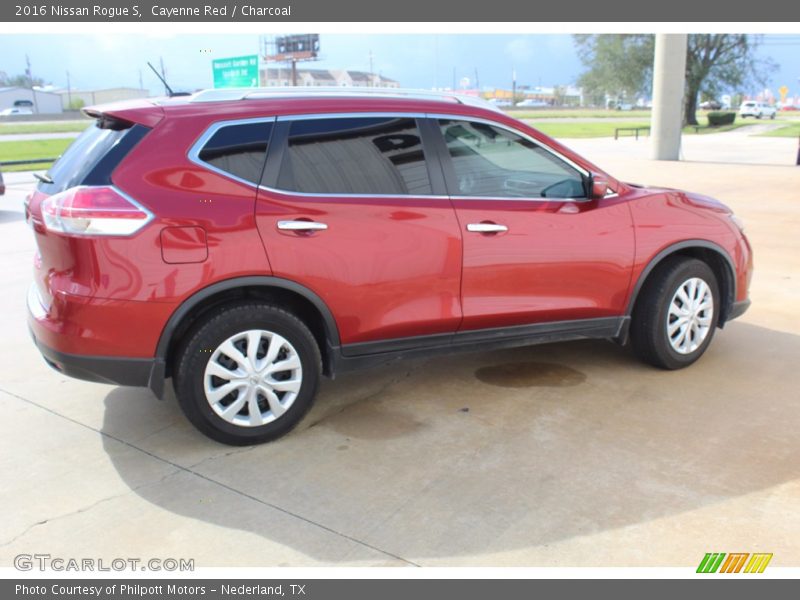  2016 Rogue S Cayenne Red