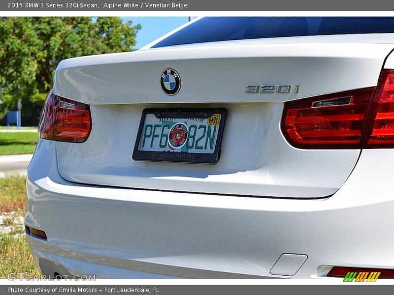 Alpine White / Venetian Beige 2015 BMW 3 Series 320i Sedan