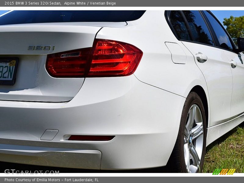 Alpine White / Venetian Beige 2015 BMW 3 Series 320i Sedan