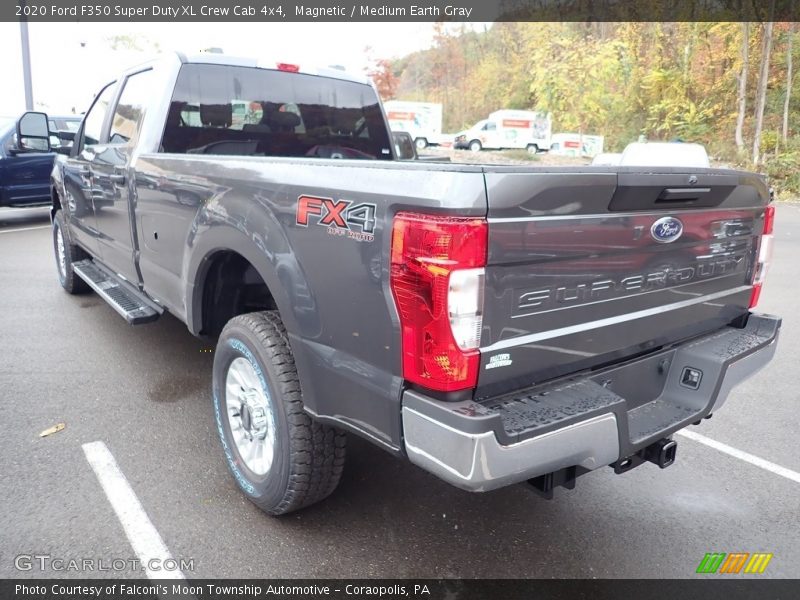 Magnetic / Medium Earth Gray 2020 Ford F350 Super Duty XL Crew Cab 4x4