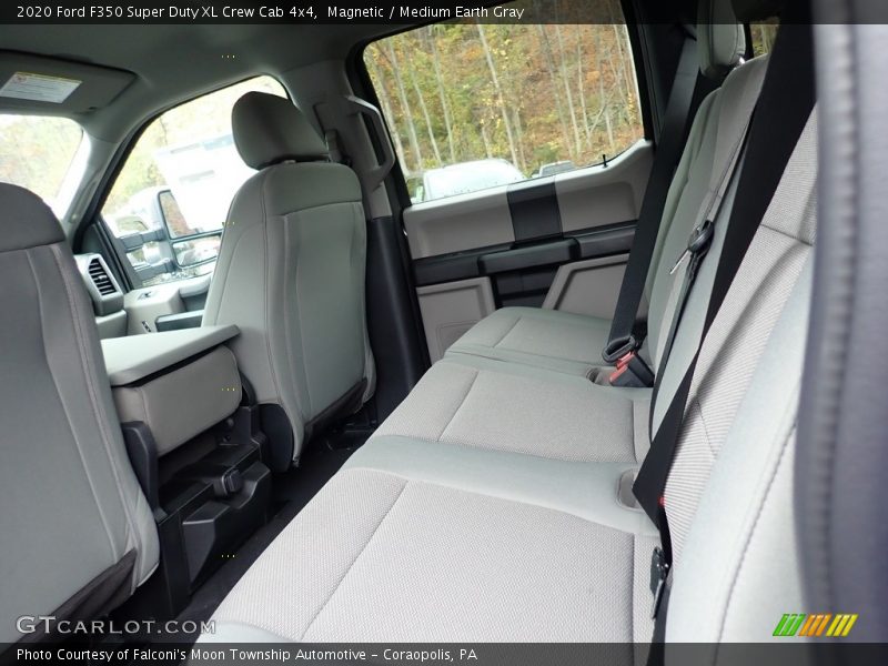 Magnetic / Medium Earth Gray 2020 Ford F350 Super Duty XL Crew Cab 4x4