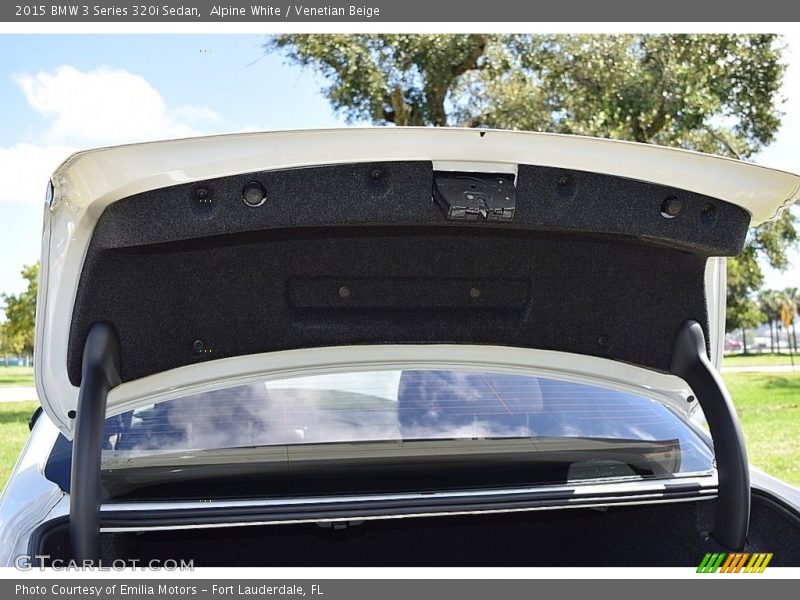 Alpine White / Venetian Beige 2015 BMW 3 Series 320i Sedan