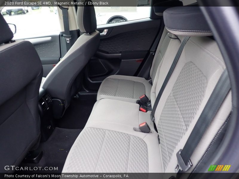 Magnetic Metallic / Ebony Black 2020 Ford Escape SE 4WD