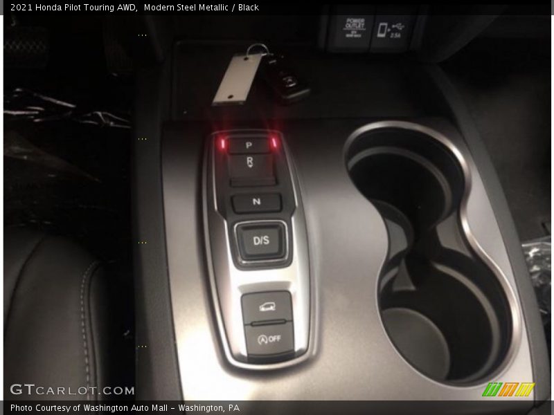 Modern Steel Metallic / Black 2021 Honda Pilot Touring AWD