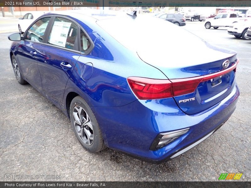 Deep Sea Blue / Black 2021 Kia Forte LXS