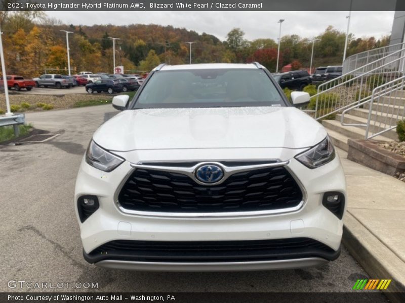 Blizzard White Pearl / Glazed Caramel 2021 Toyota Highlander Hybrid Platinum AWD
