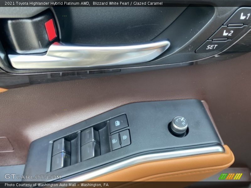 Controls of 2021 Highlander Hybrid Platinum AWD